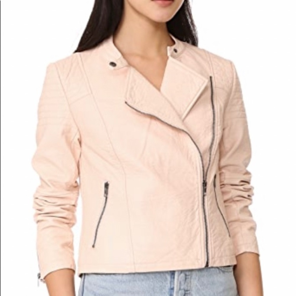 🎉HP🎉🖤Cupcakes and Cashmere faux leather Motto Jacket